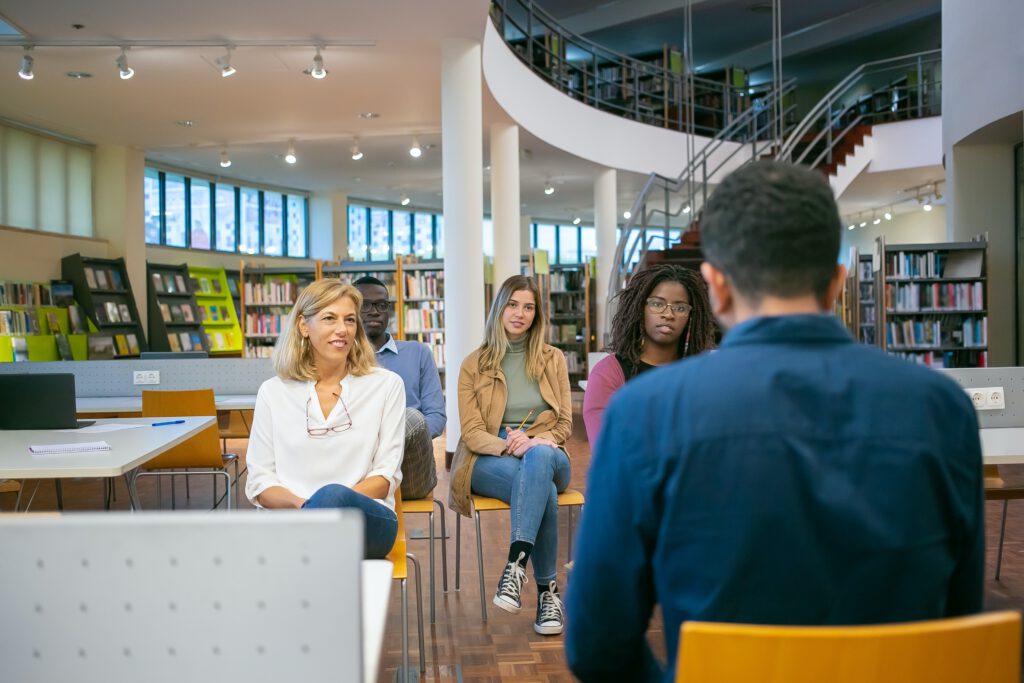 Studiernede in der Vorlesung